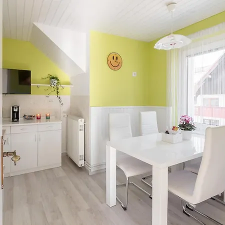Paradise Apartman *